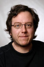 Andreas Wiesinger dl‘Université da Desproch á studié a funz valgügn aspec dl jornalism de sensaziun di Paisc Todësc. 